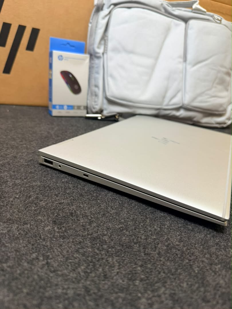 HP ELITEBOOK 1040 X360 G8 32GO/512go