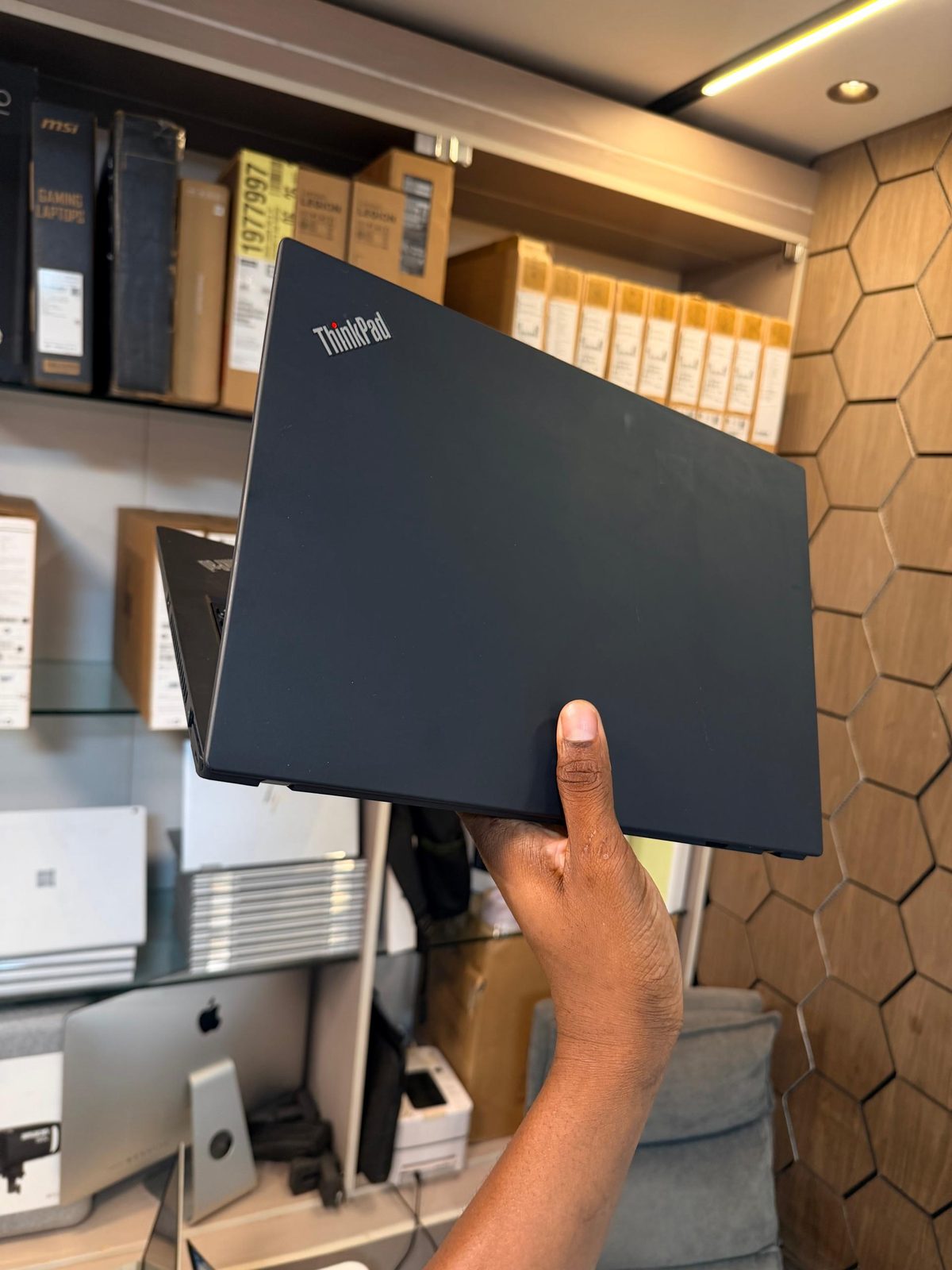 LENOVO THINKPAD P14S I7 1185G7 -24GO RAM-1TO SSD