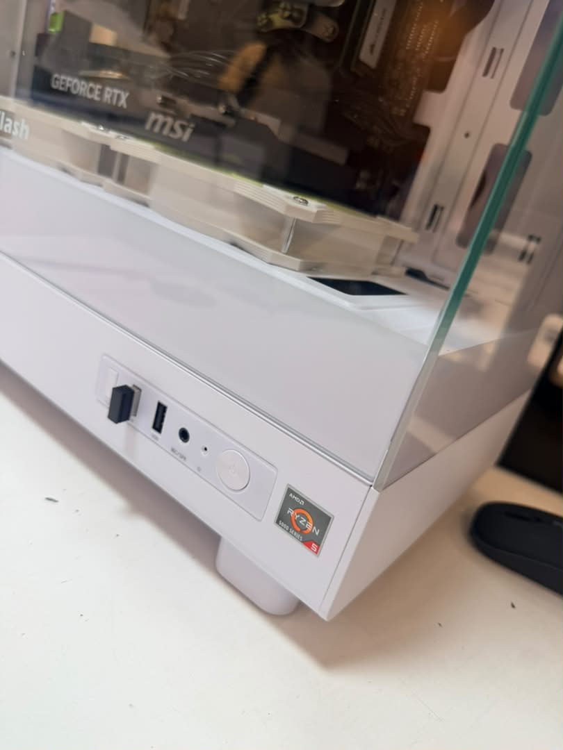 TOUR GAMING RYZEN5/16GO/512/RTX 5060 8GO