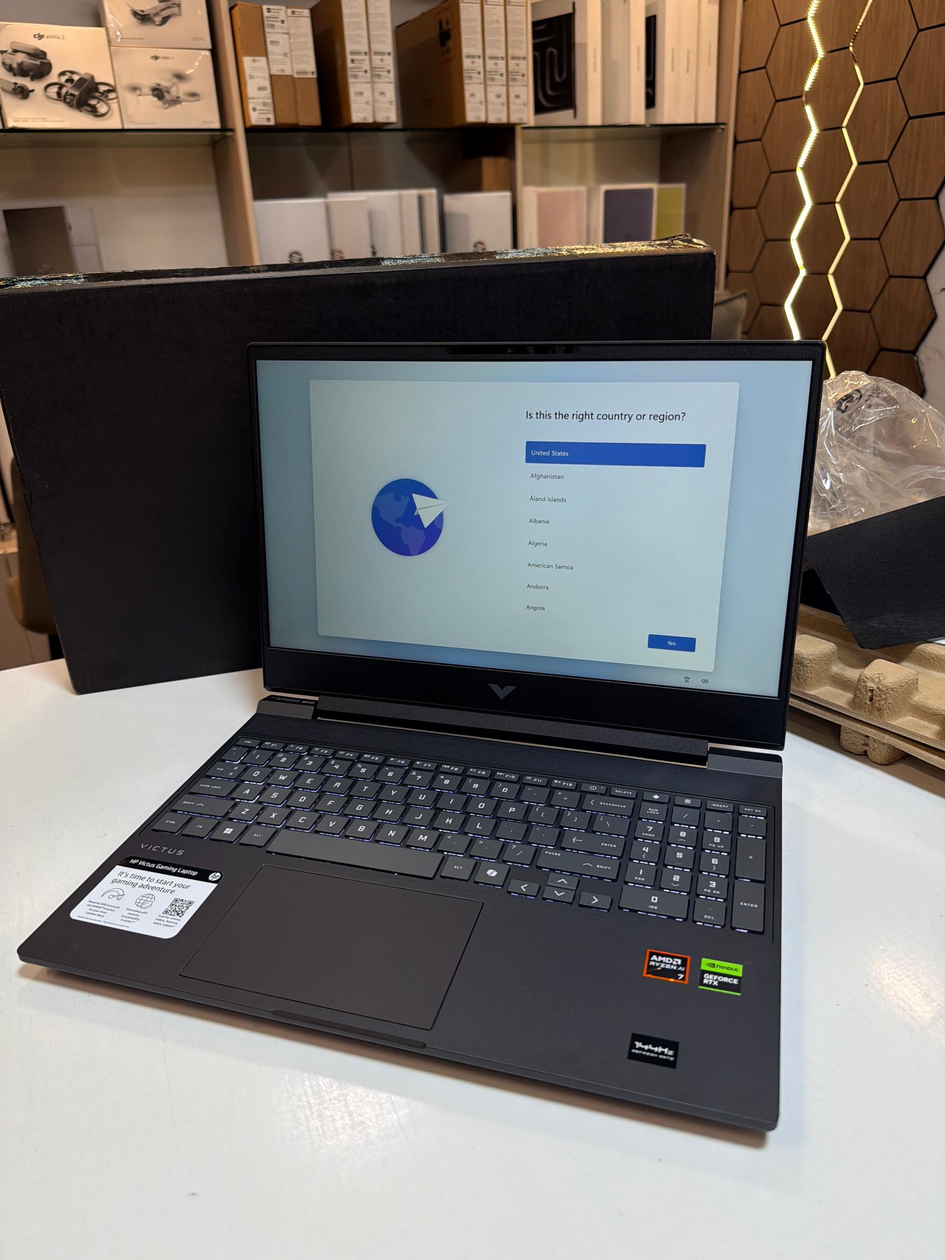 HP VICTUS GAMING 15 AI 7 350 /1TO/16GO/ RTX 5060