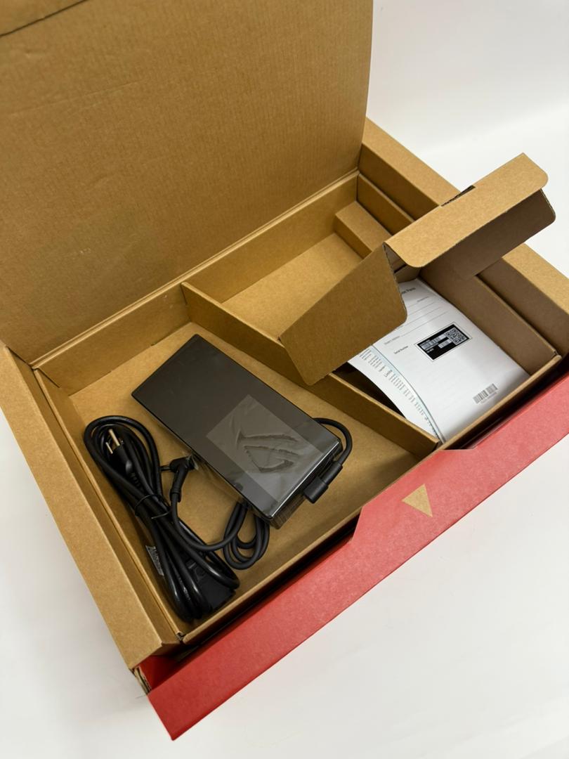 ASUS ROG STRIX G16 /R9/1TO/16GO /RTX 5050 8GO