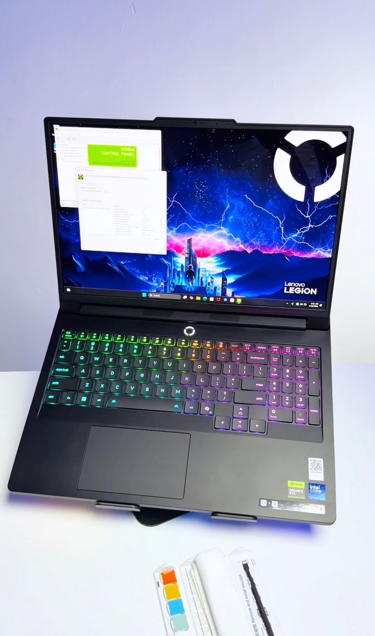 LENOVO LEGION 7PRO /U9/64GO/1TO/RTX 5090 24GO