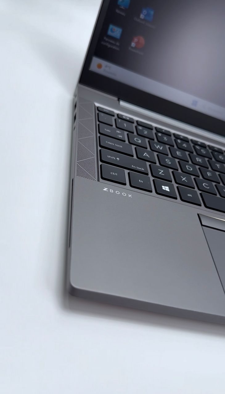 HP ZBOOK 14 FIREFLY G8 I5 11th /256GO/8GO