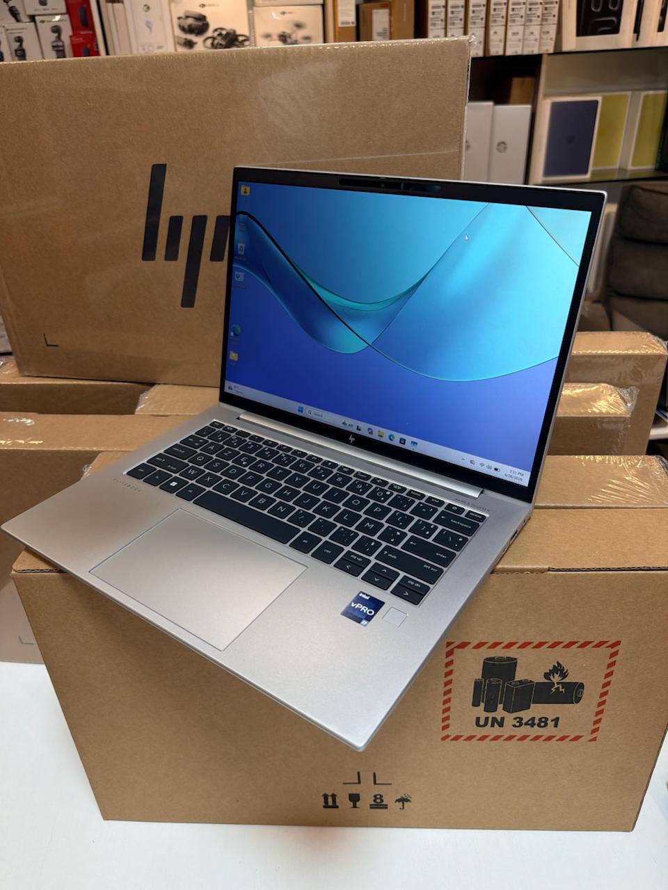 HP ELITEBOOK 840 G10 I7 13th GEN /16GO/512G0
