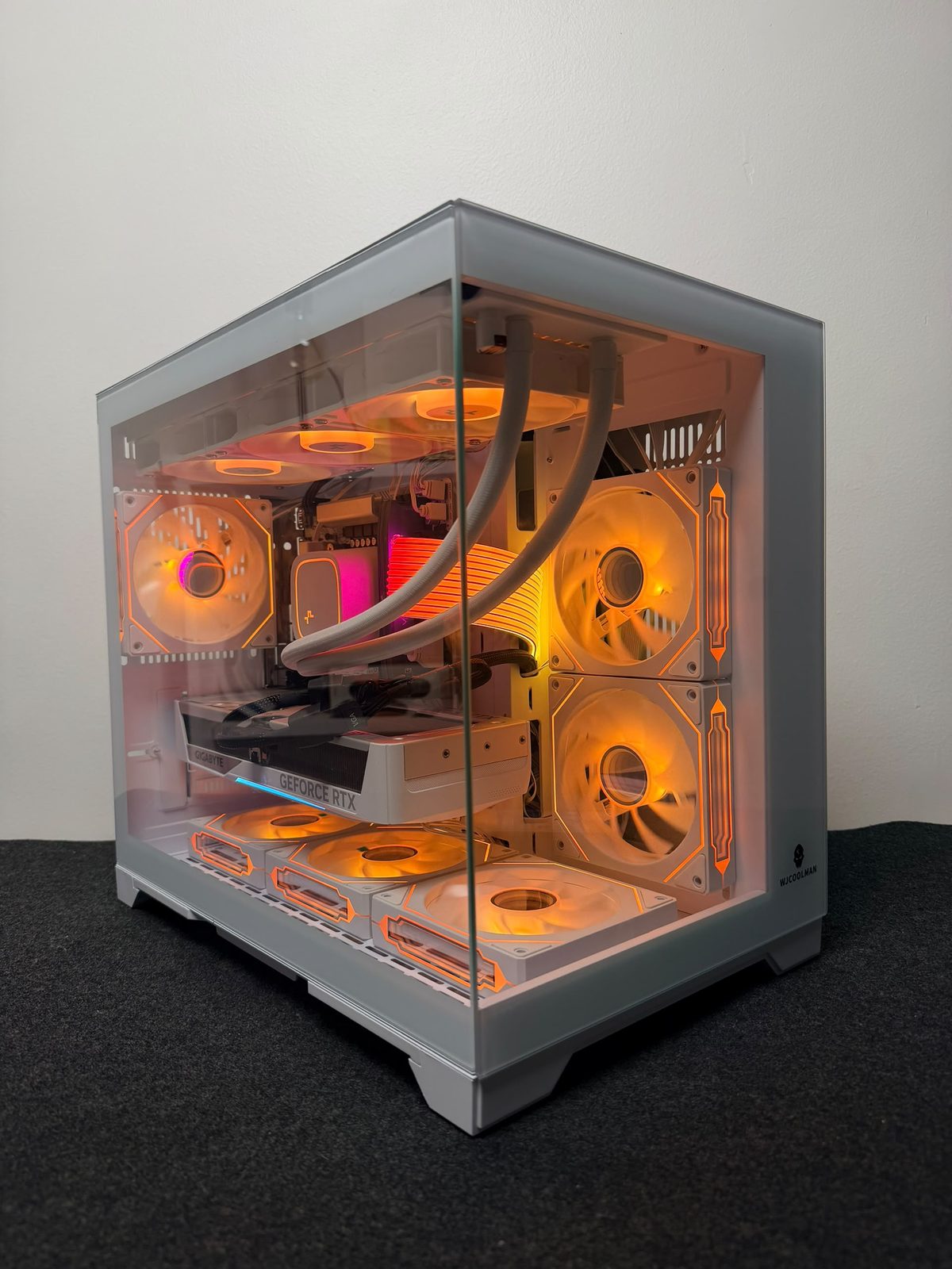 PC Gaming White RTX 5070 – Intel Core i7-14700F | 32 Go DDR5 | 1 To SSD | RTX 5070 12 Go