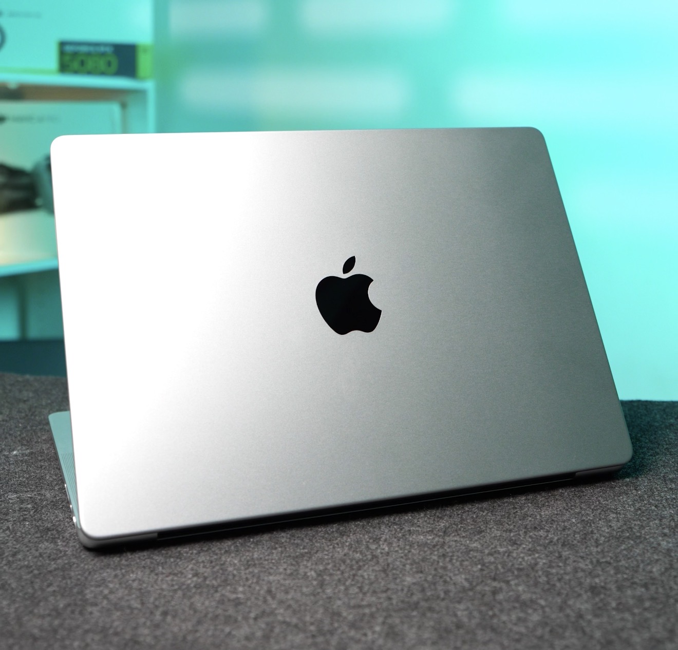 MACBOOK PRO 2024 M4 PRO / 24GO / 512GO SSD ECRAN 14 POUCES