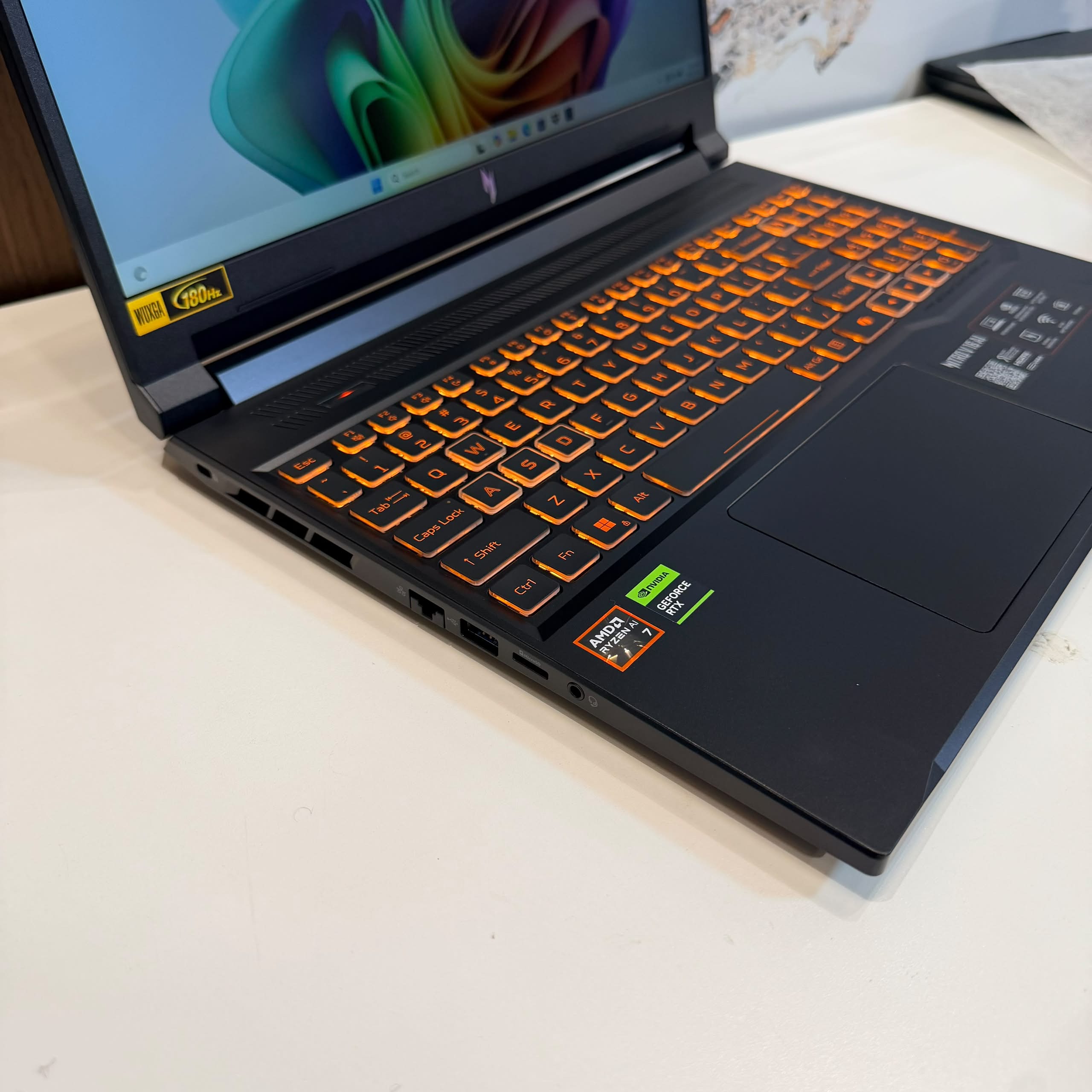 ACER NITRO  V16 AI RYZEN AI 7 350 PRO / 16GO/1TO/RTX 5060 8GO