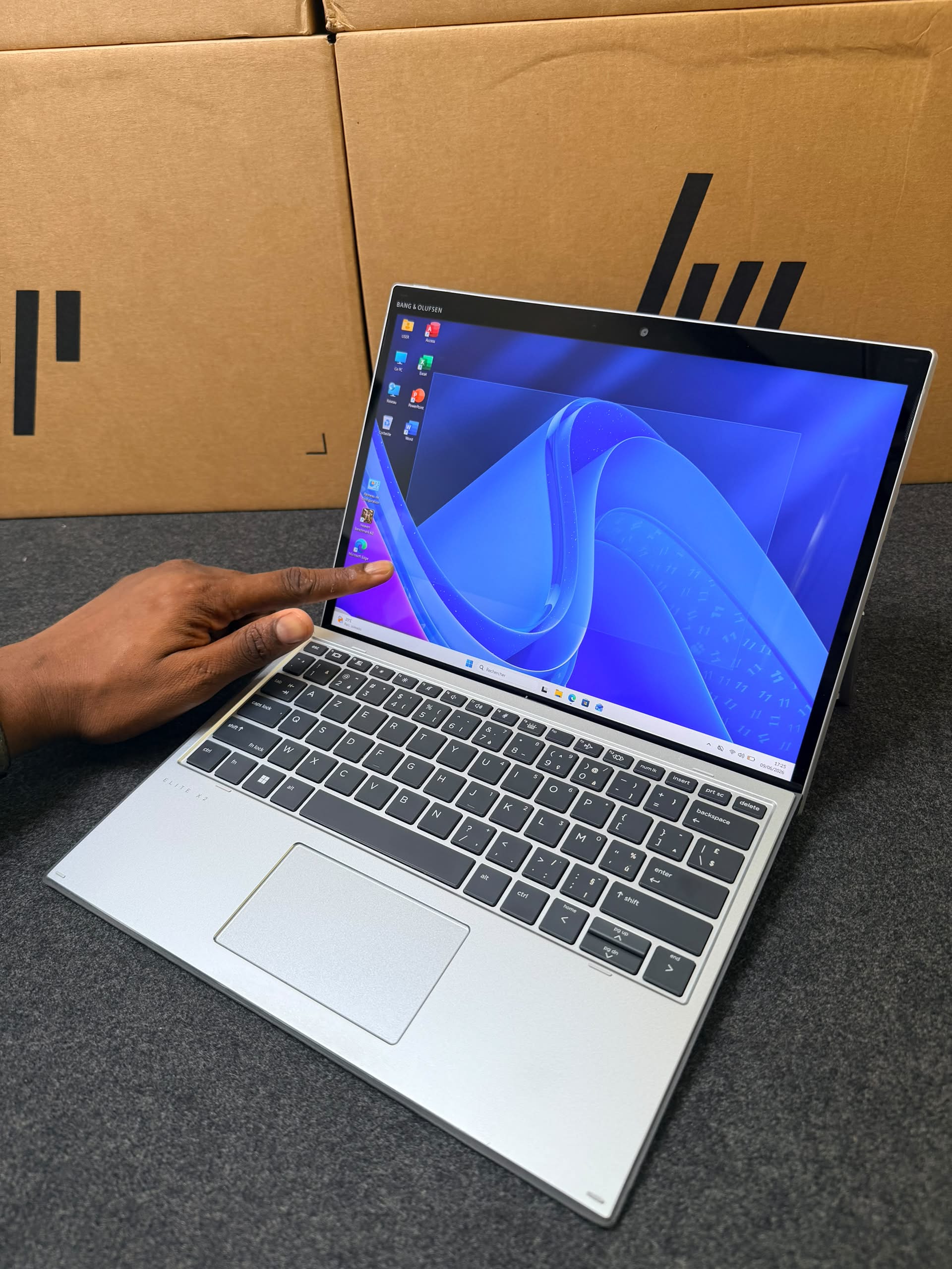 HP ELITE X2 G8 I5 11th GEN /256GO/16GO